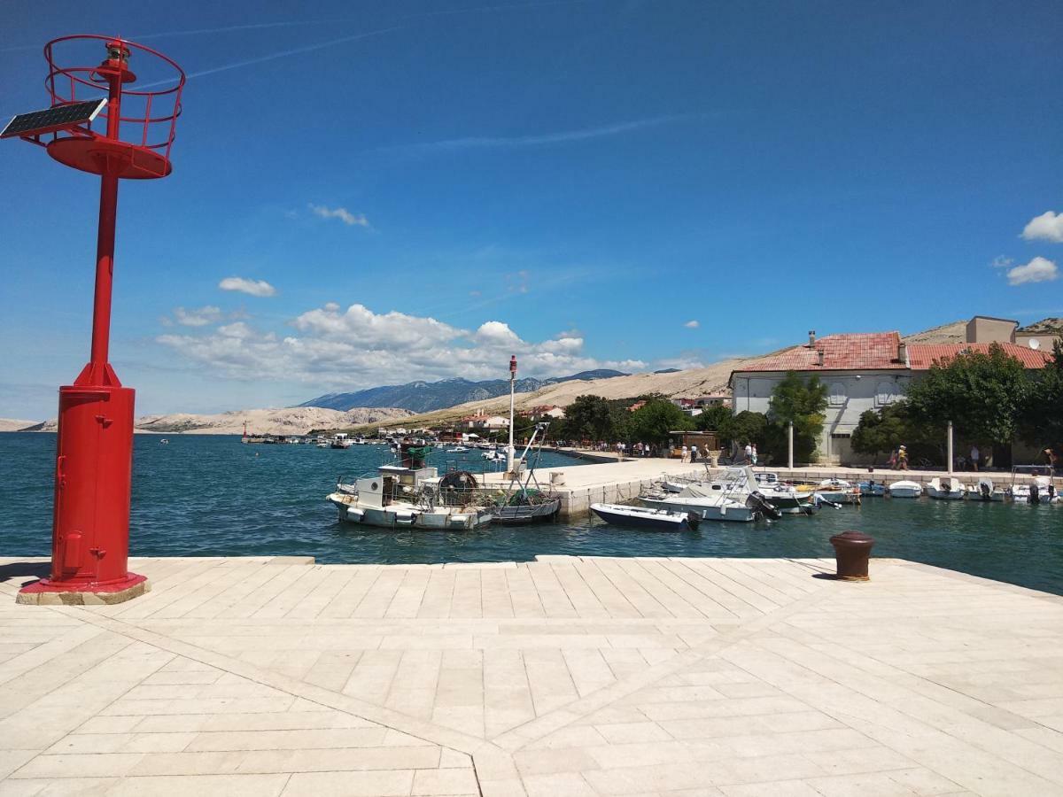Kuca Za Odmor Matko House Matko Villa Pag Town Bagian luar foto